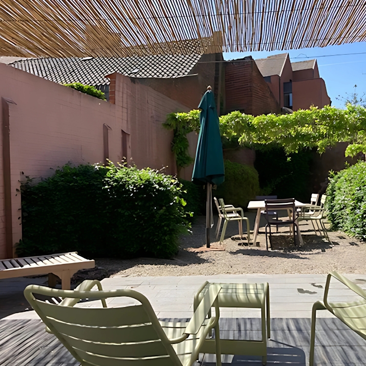 Geniet van tropische schaduw