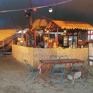 Food area aankleding rietmat